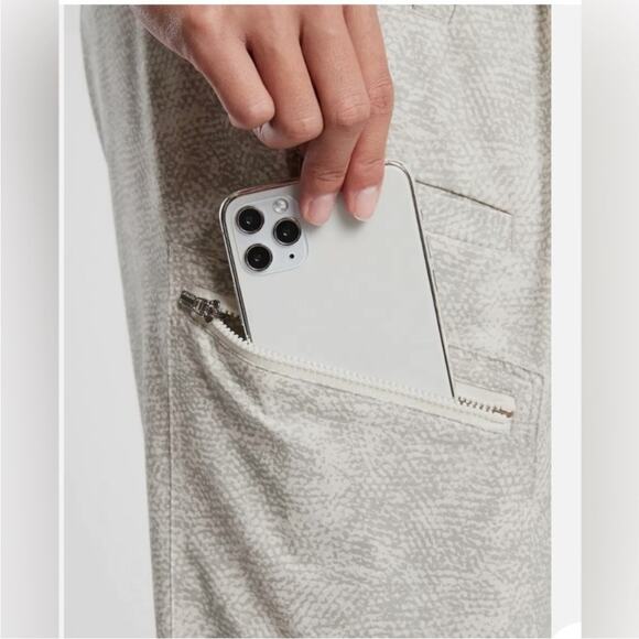 Athleta Venture Printed Pant Joggers‎ Size 24 NWT - Picture 2 of 11